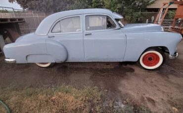 Chevrolet-delux-1951