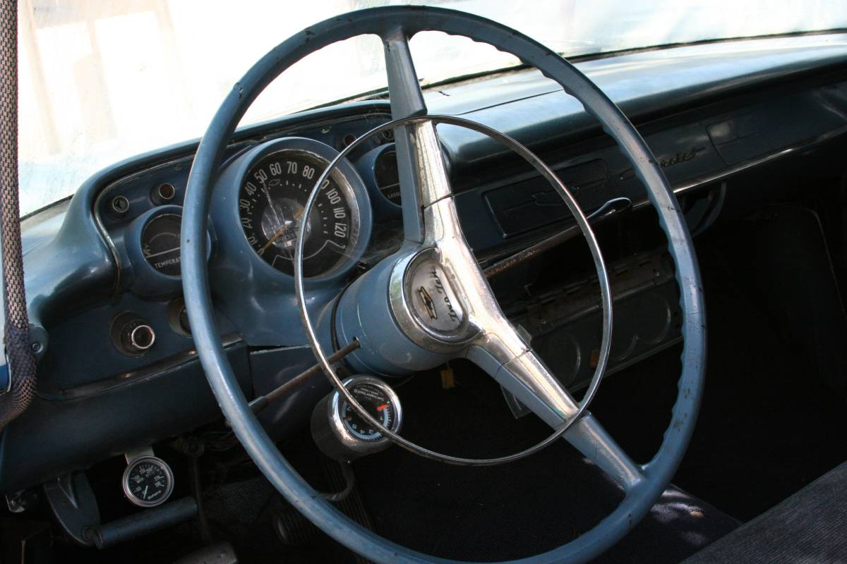 Chevrolet-deluxe-series-1957-blue-10