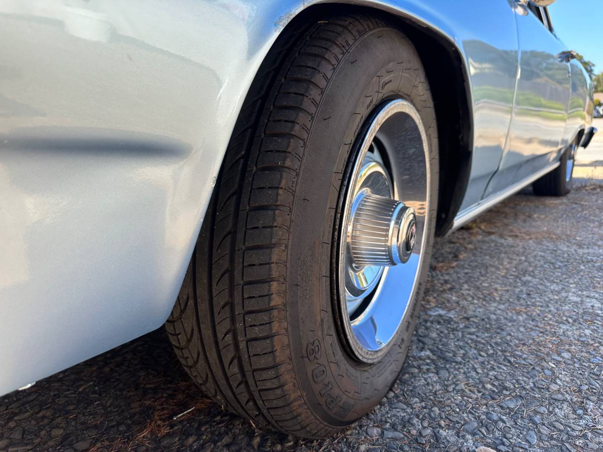 Chevrolet-el-camino-1965-blue-11
