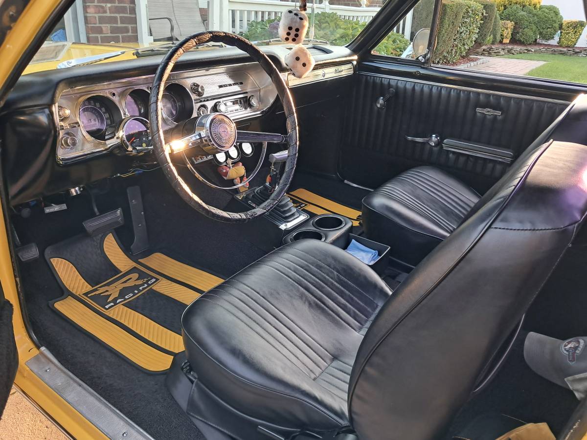 Chevrolet-el-camino-1965-yellow-6