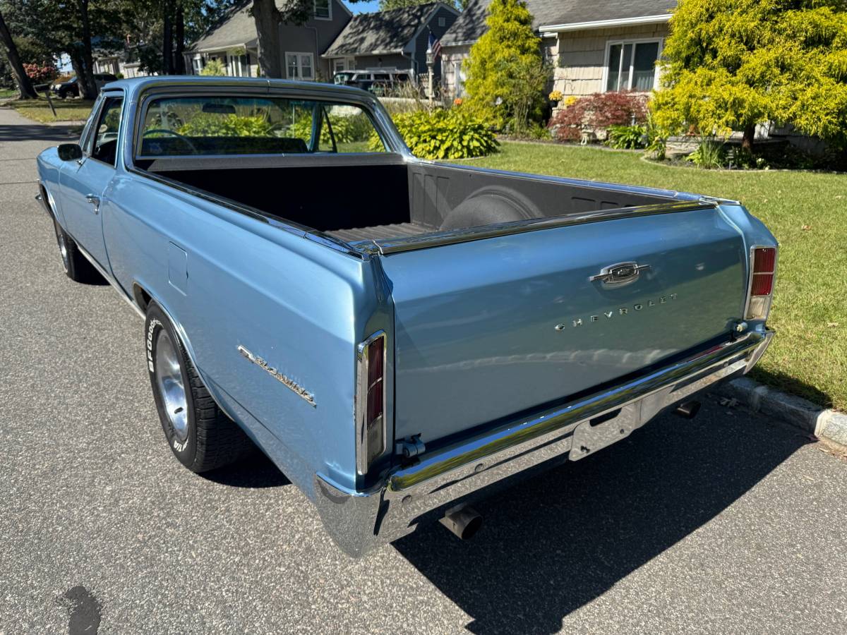 Chevrolet-el-camino-1966-blue-18