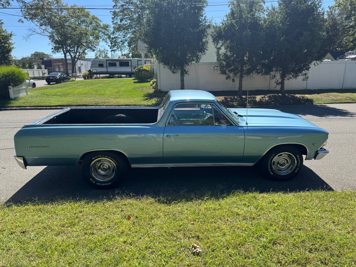 Chevrolet-el-camino-1966-blue-3