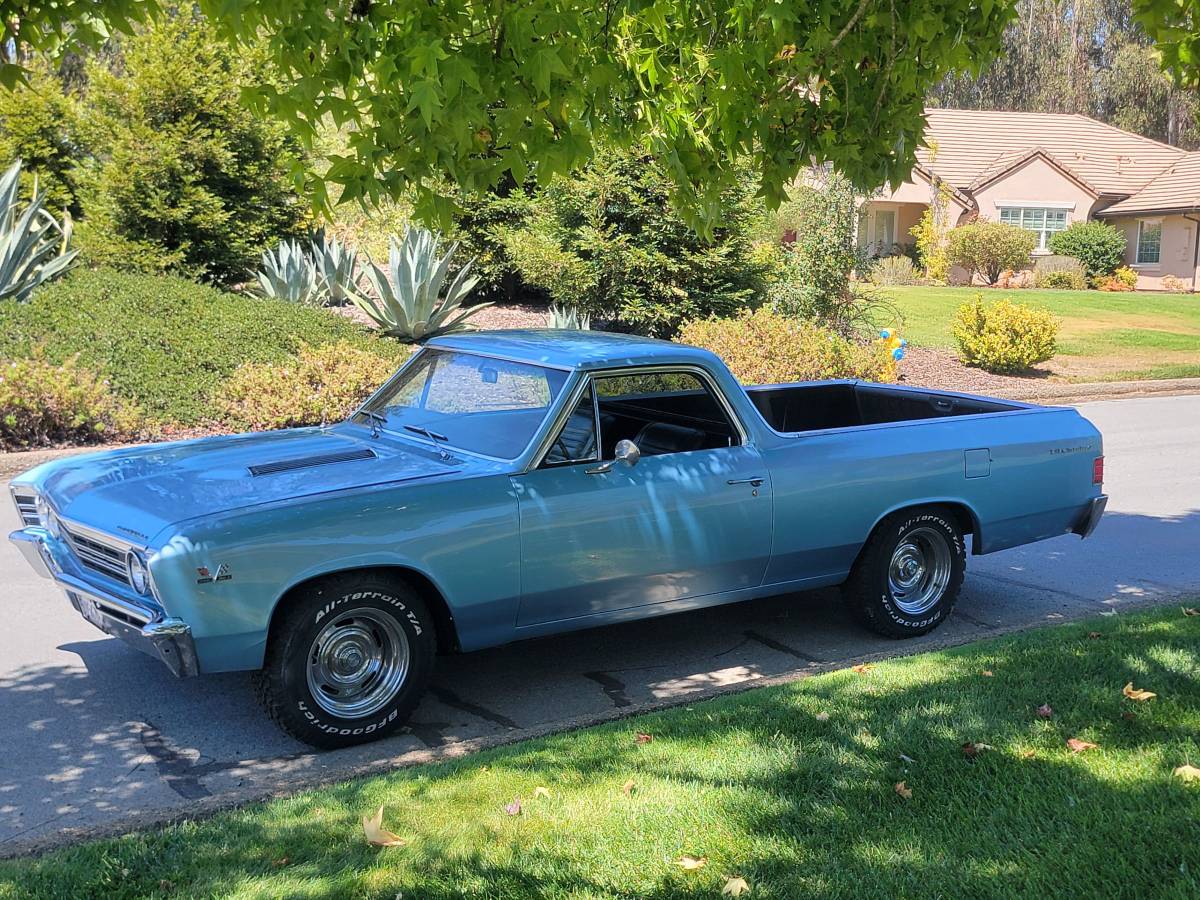 Chevrolet-el-camino-1967-blue-1