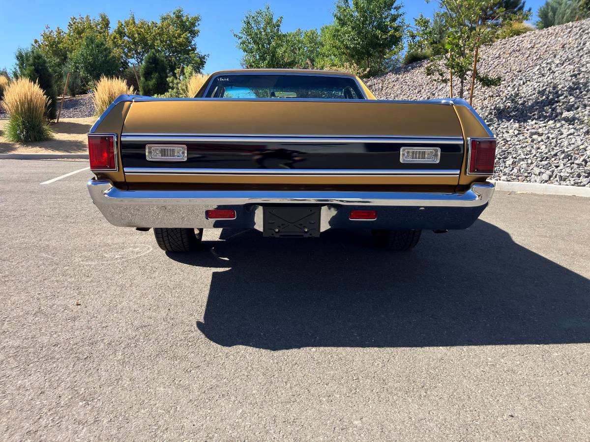 Chevrolet-el-camino-1972-custom-16