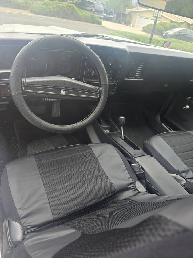 Chevrolet-el-camino-1974-white-5
