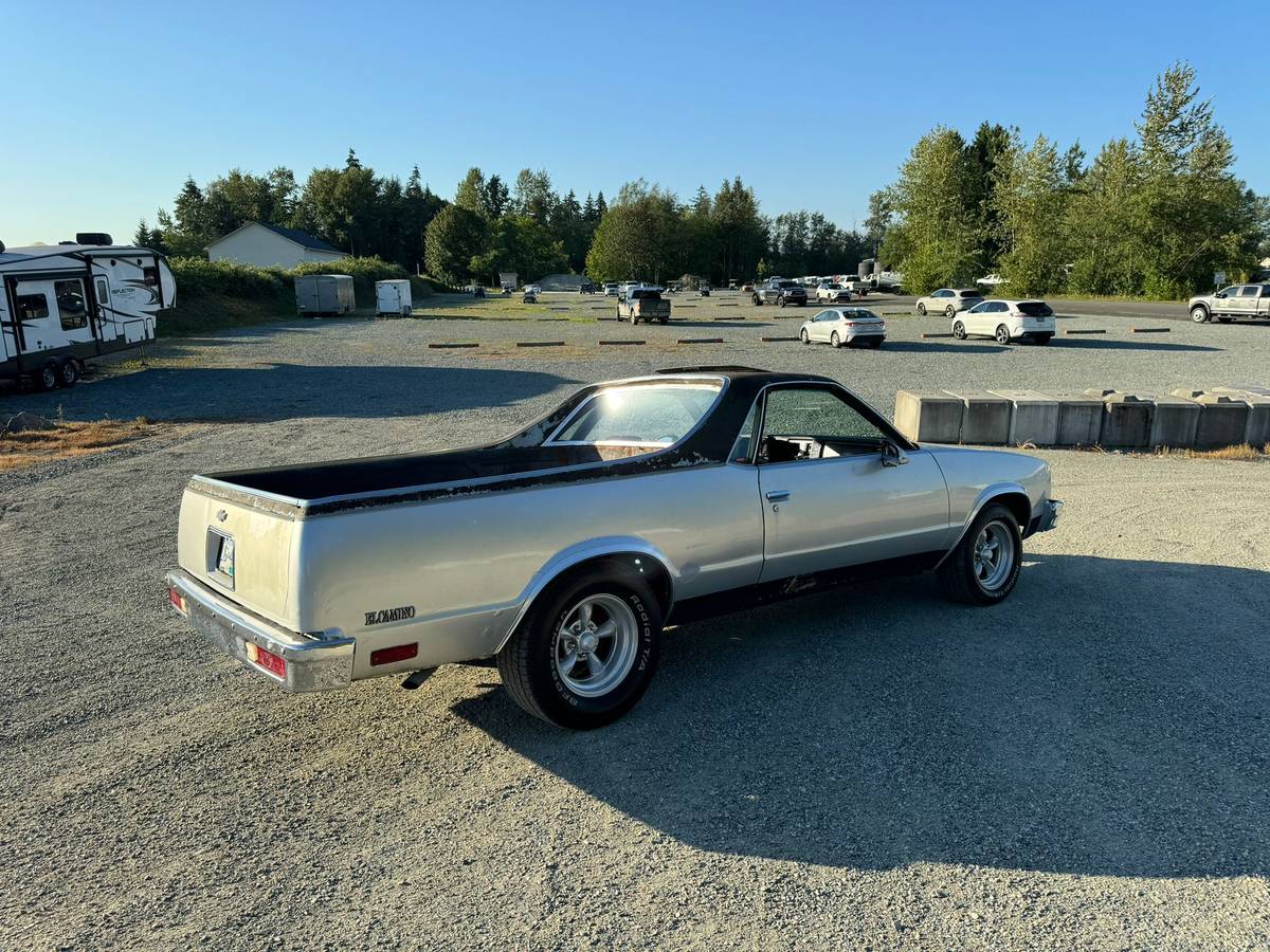 Chevrolet-el-camino-1978-silver-11