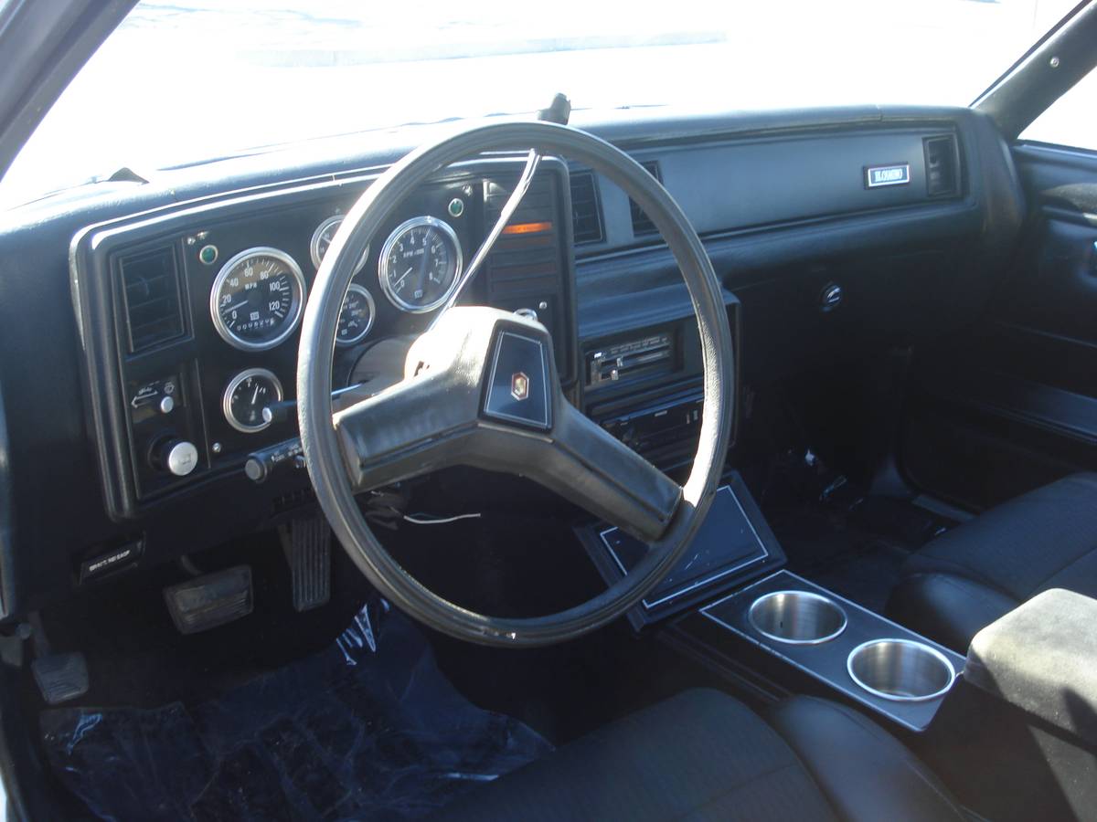 Chevrolet-el-camino-1981-6