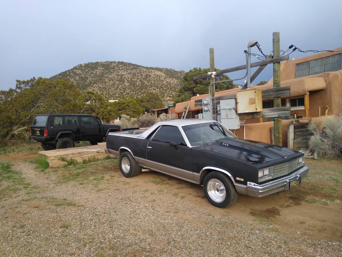Chevrolet-el-camino-1982-silver-3
