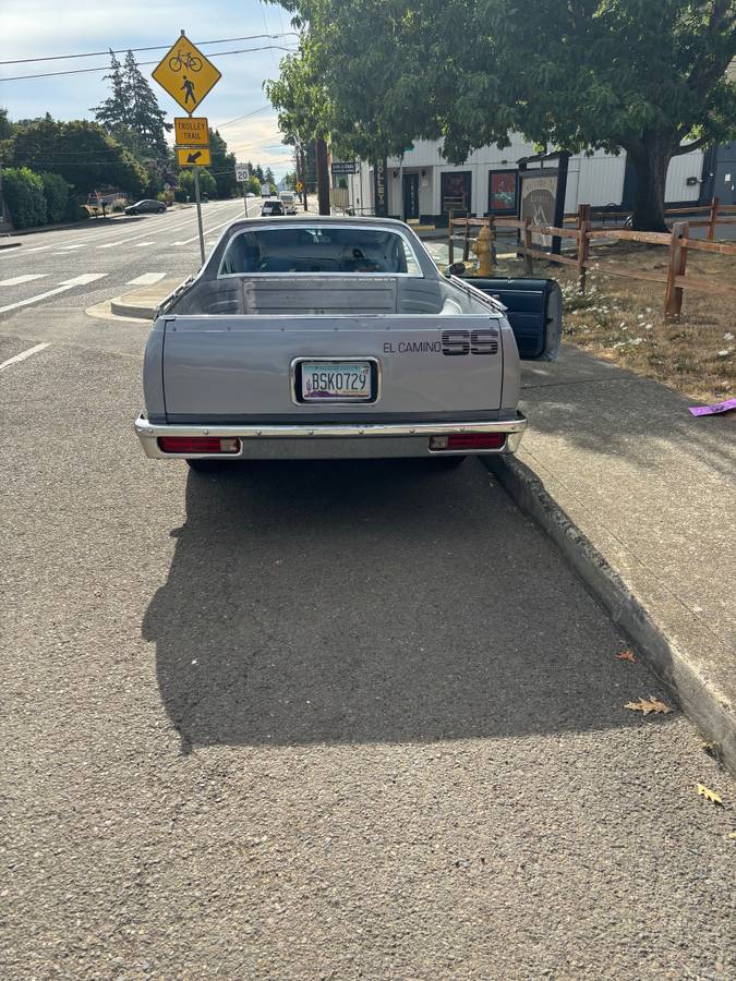 Chevrolet-el-camino-ss-1984-grey-1