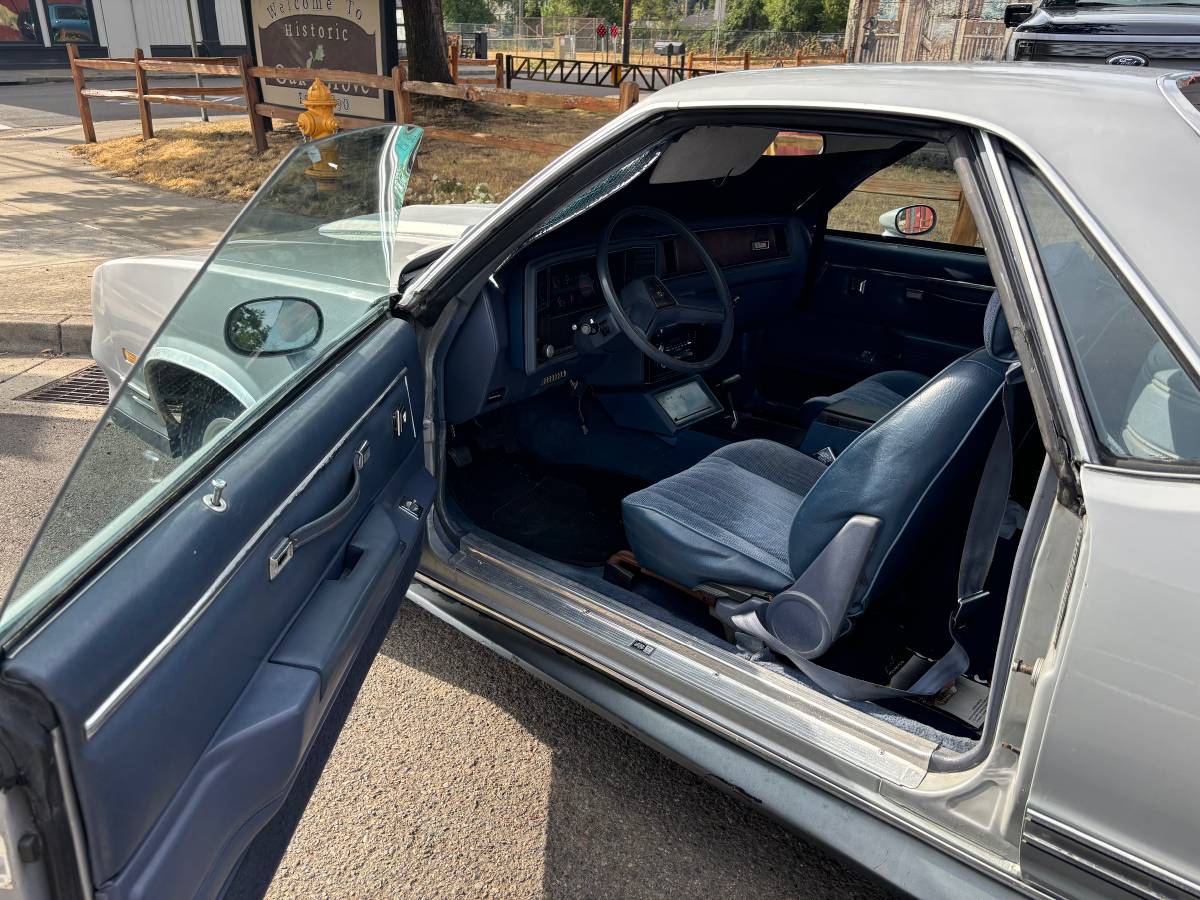 Chevrolet-el-camino-ss-1984-grey-4