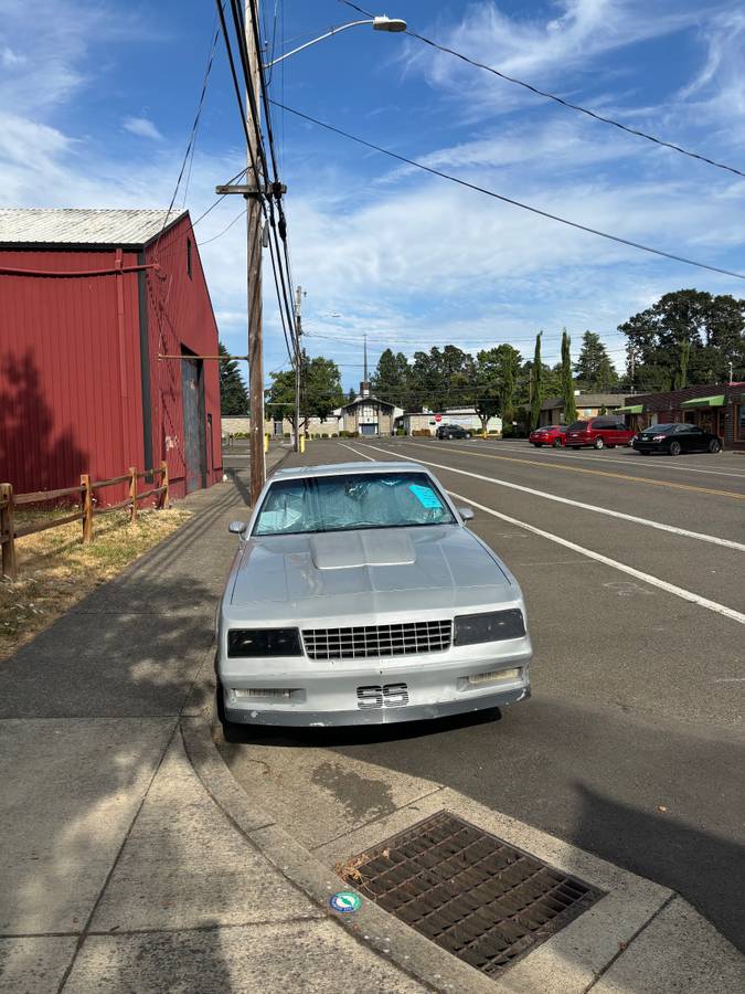 Chevrolet-el-camino-ss-1984-grey-9
