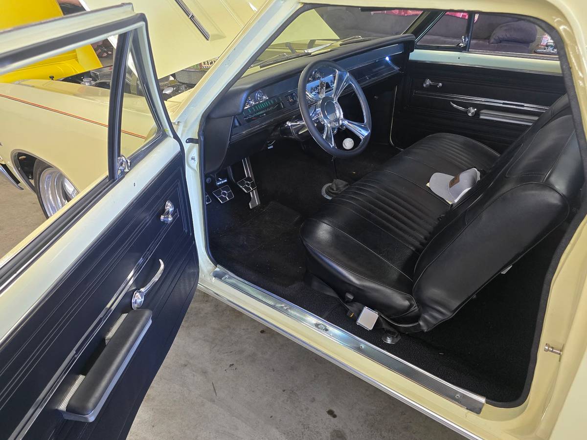 Chevrolet-elcomino-1966-3