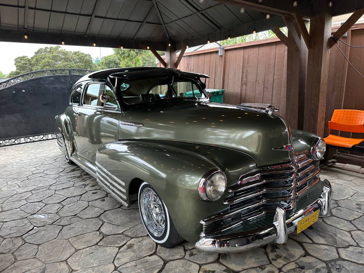 Chevrolet-fleetline-1947-2