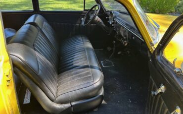 Chevrolet-fleetline-1949-yellow-5