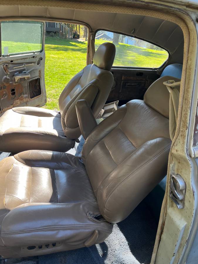 Chevrolet-fleetline-1951-12