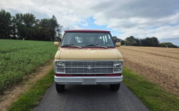 Chevrolet-g-series-1-ton-1983-1