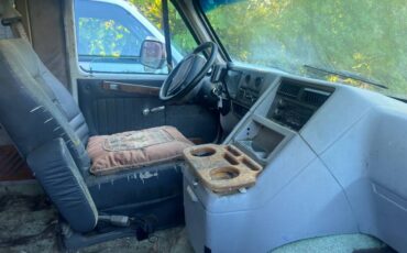 Chevrolet-g-series-34-ton-nominal-1995-white-3