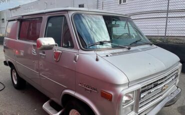 Chevrolet-g10-van-1985