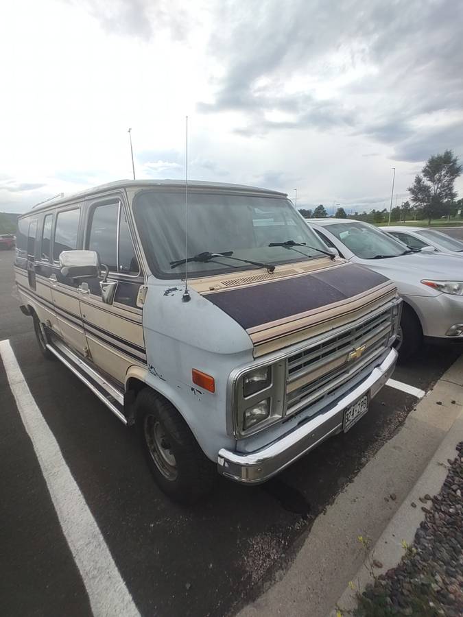 Chevrolet-g20-van-1989-brown-12