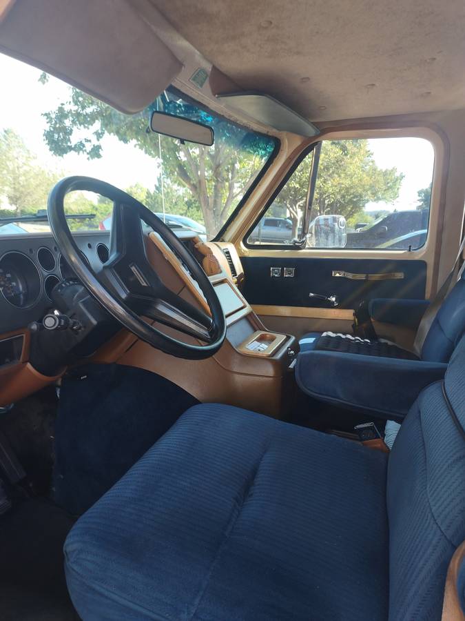 Chevrolet-g20-van-1989-brown-15