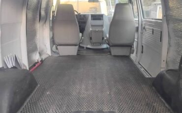 Chevrolet-g20-van-1995-white-14