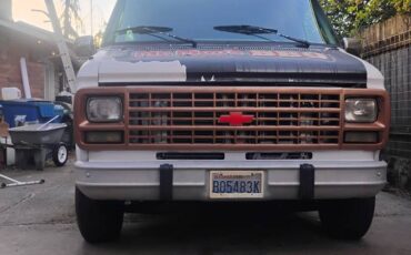 Chevrolet-g20-van-1995-white-2