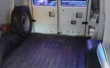 Chevrolet-g20-van-1995-white-3