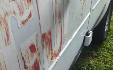 Chevrolet-g20-van-1995-white-7