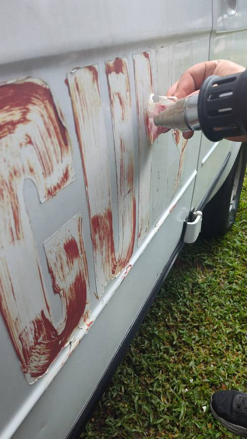 Chevrolet-g20-van-1995-white-7