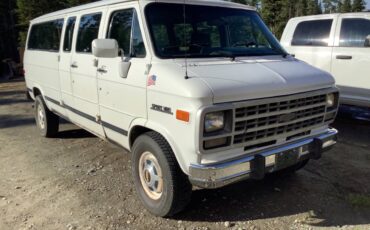 Chevrolet-g30-1992-white