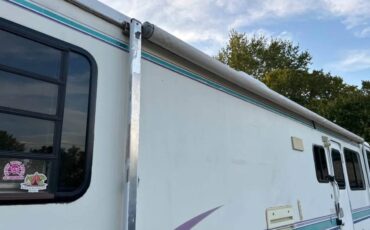 Chevrolet-georgie-rv-1995-white
