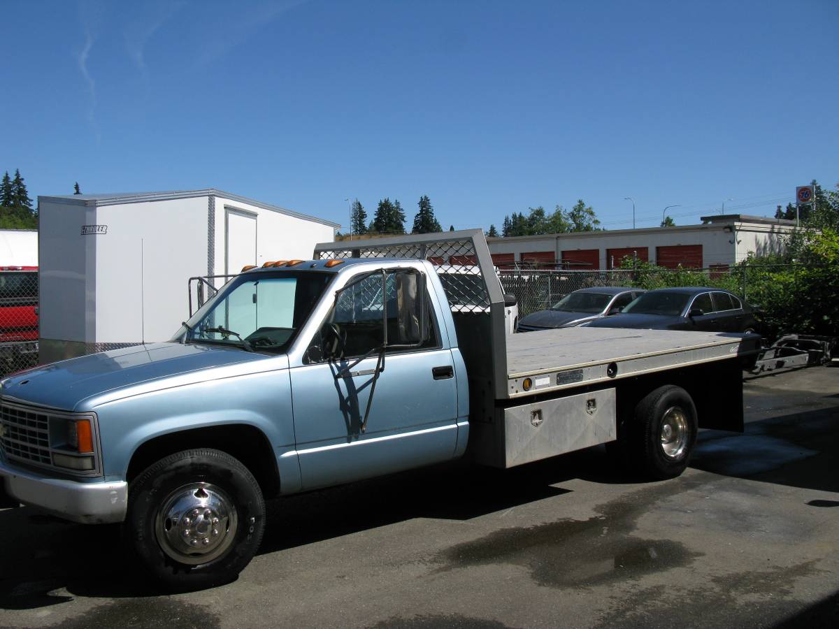 Chevrolet-gmt-400-1-ton-nominal-1990-blue-1