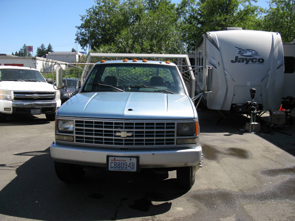 Chevrolet-gmt-400-1-ton-nominal-1990-blue-4
