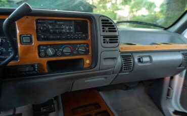 Chevrolet-gmt-400-1-ton-nominal-1995-white-10