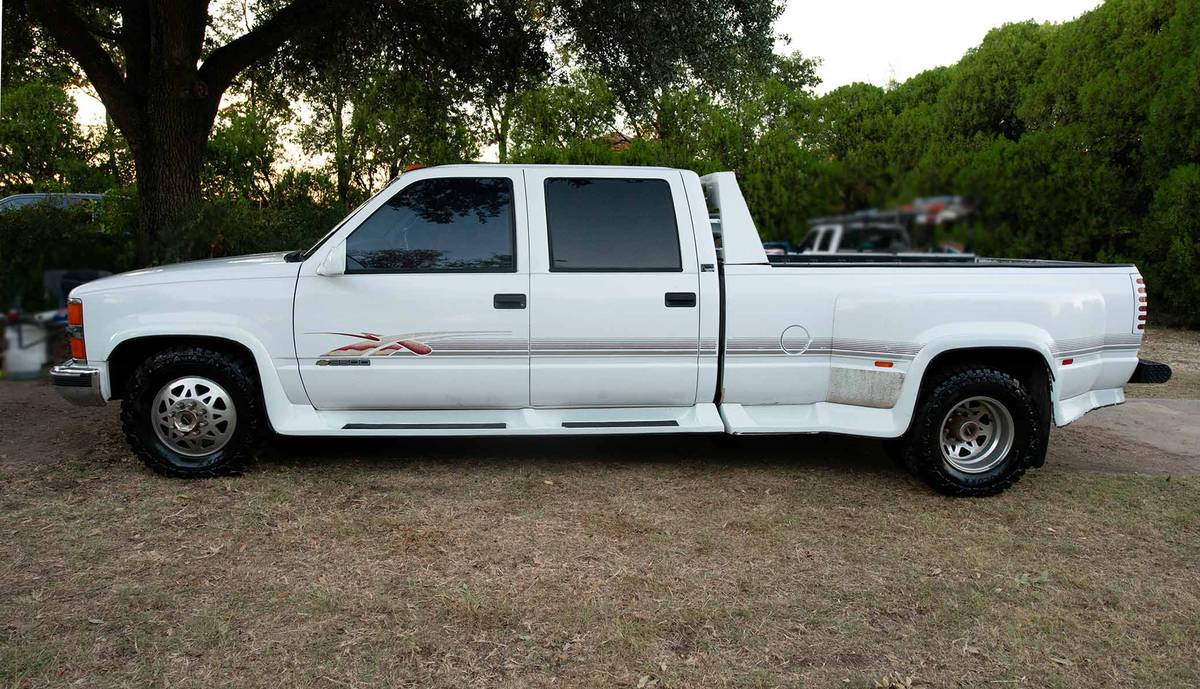 Chevrolet-gmt-400-1-ton-nominal-1995-white-3