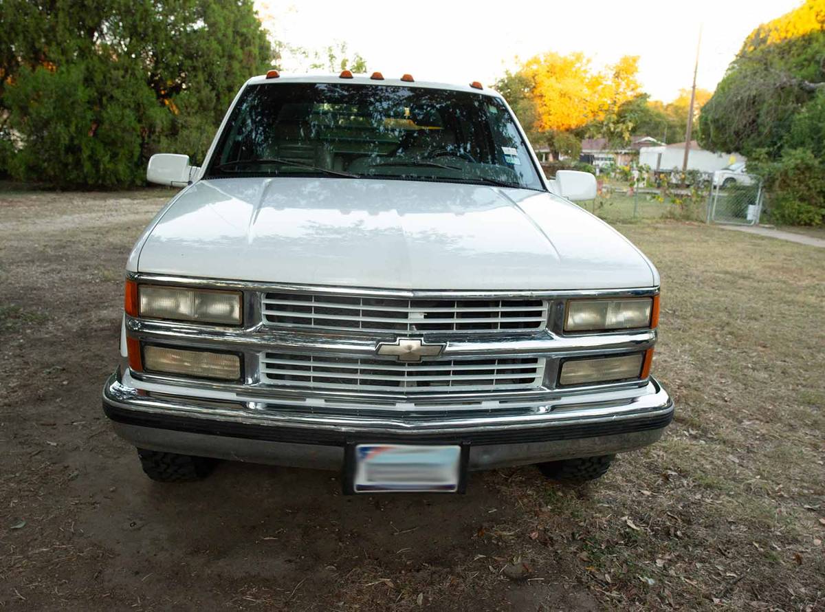 Chevrolet-gmt-400-1-ton-nominal-1995-white-5