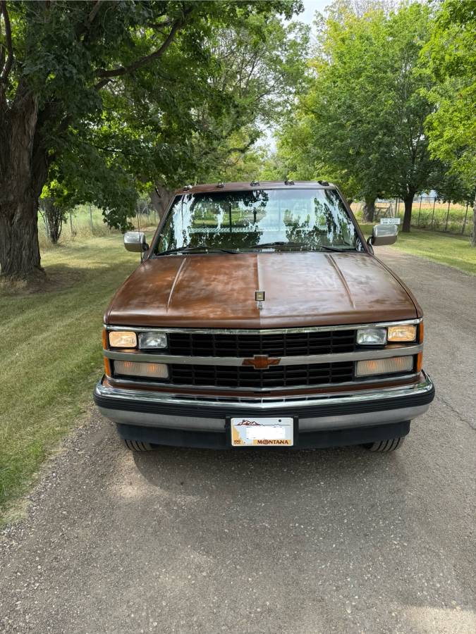 Chevrolet-gmt-400-12-ton-nominal-1989-brown-1