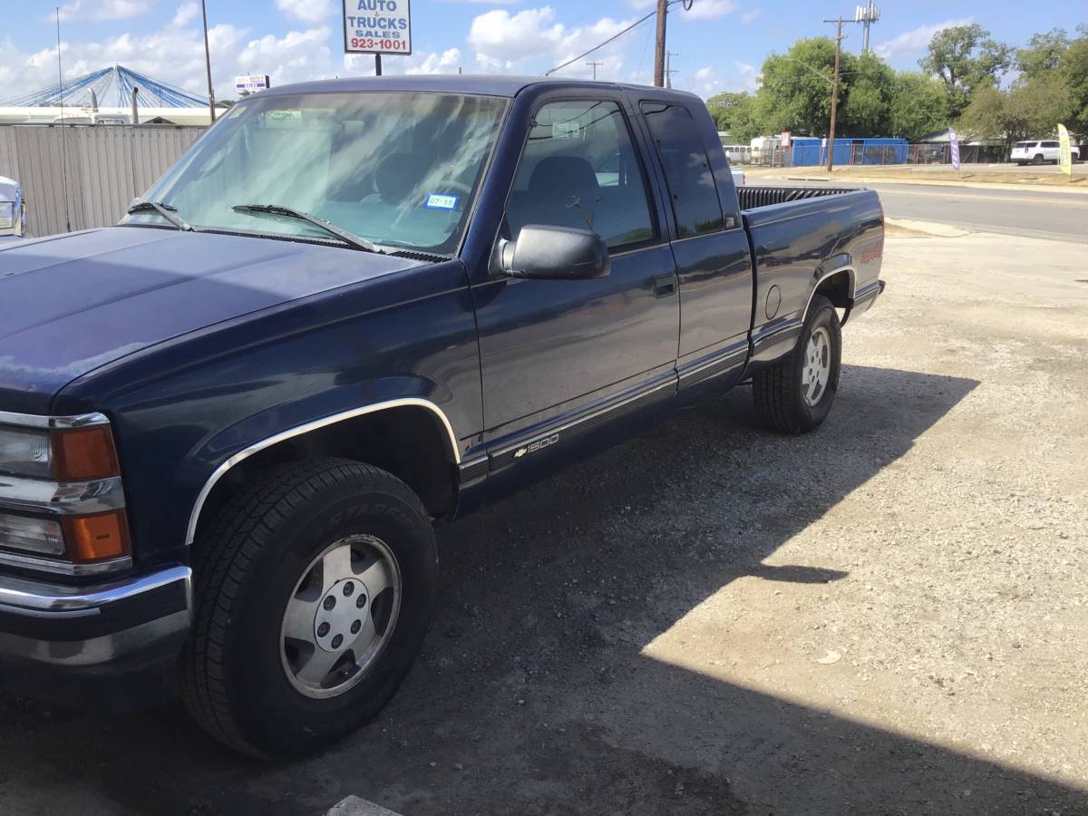 Chevrolet-gmt-400-12-ton-nominal-1996-blue-2