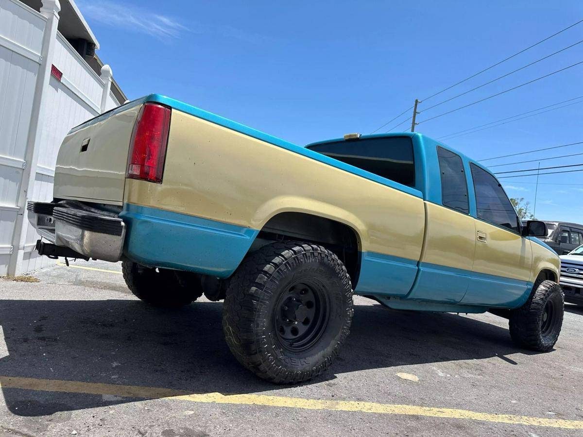 Chevrolet-gmt-400-1992-blue-1