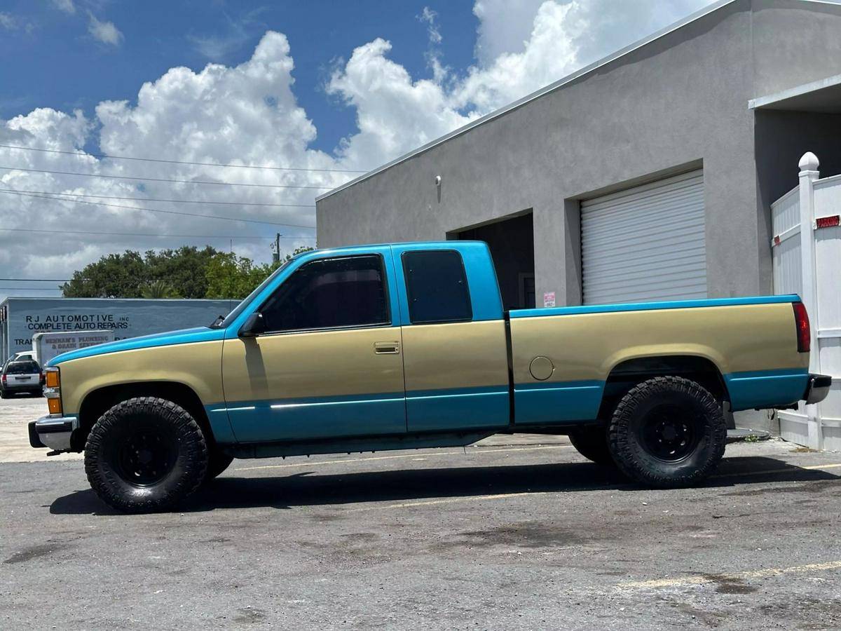 Chevrolet-gmt-400-1992-blue-14