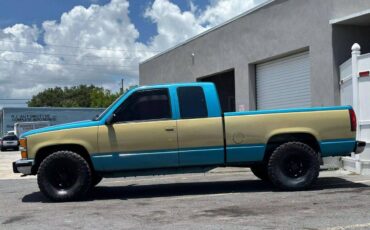 Chevrolet-gmt-400-1992-blue-27