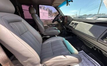 Chevrolet-gmt-400-1992-blue-9