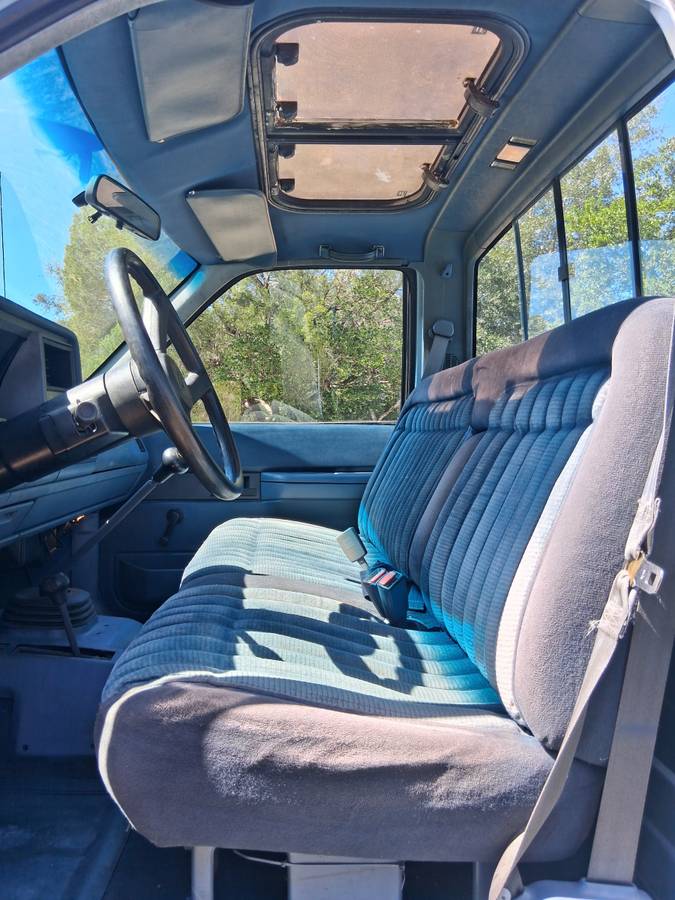 Chevrolet-gmt-400-34-ton-1989-blue-11