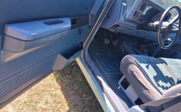 Chevrolet-gmt-400-34-ton-1989-blue-12