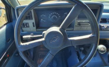 Chevrolet-gmt-400-34-ton-1989-blue-14