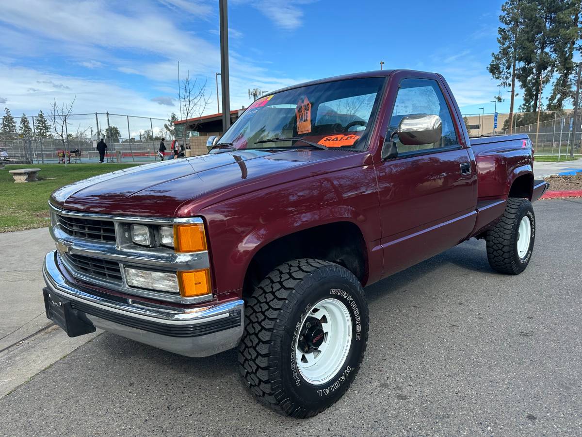 Chevrolet-gmt-400-conventional-cab-1988-1