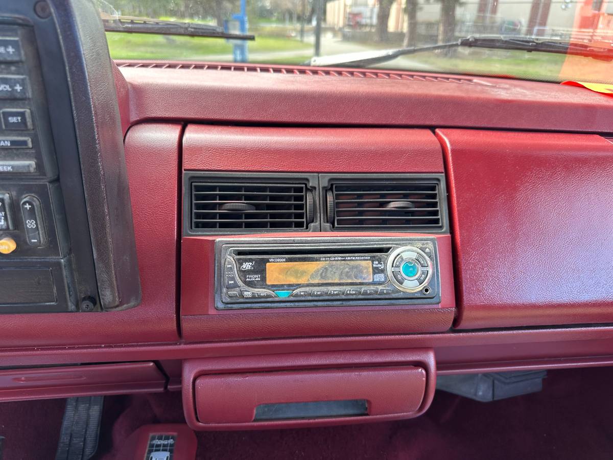 Chevrolet-gmt-400-conventional-cab-1988-4
