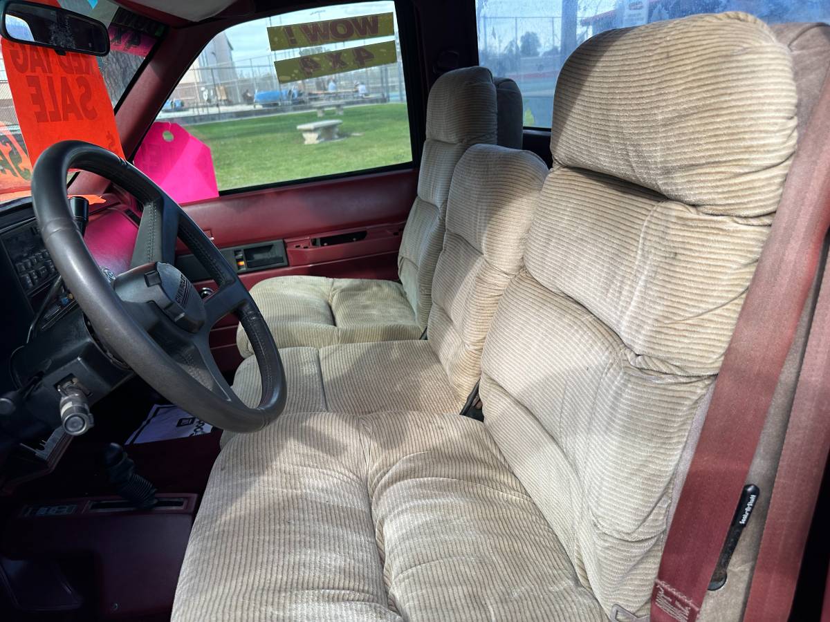 Chevrolet-gmt-400-conventional-cab-1988-48