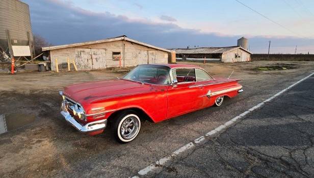 Chevrolet-impala-1960-4