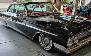 Chevrolet-impala-1961-black-1